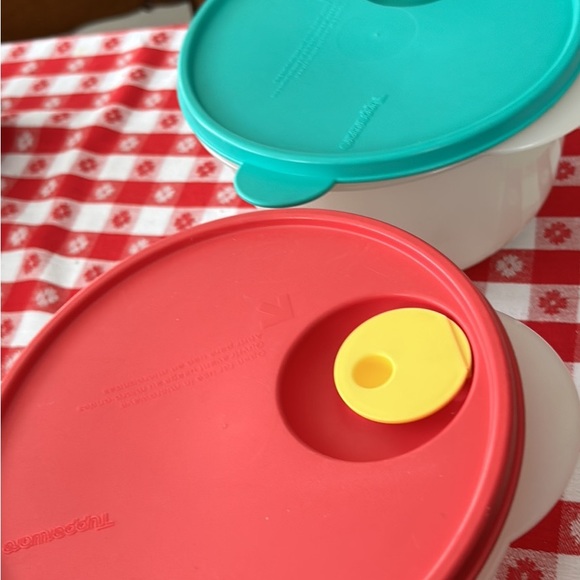 Tupperware Kitchen Vintage Two Piece Microwavable 8 2 Cup